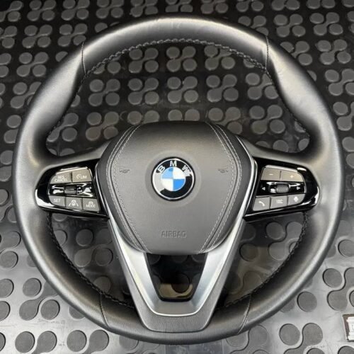 Steering wheel with BMW G30/G31 autopilot