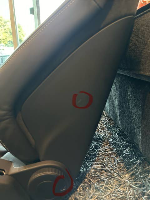 Gen 1 Audi R8 Wingback Seats Diamond Stitched Alcantara - Image 8