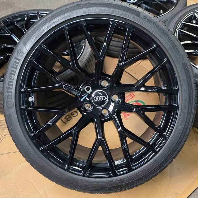 Genuine Audi R8 4S Gen 2 20" Black Optic Wheels – Full Set - Image 3