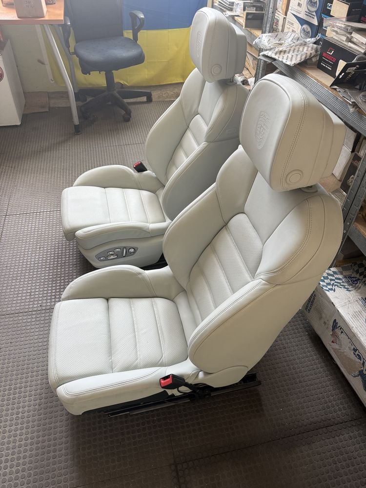 Salon / seats Porsche Macan 95B restyling - Image 5
