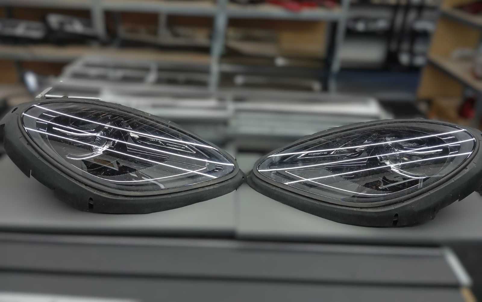 Porsche Macan headlights